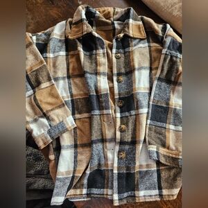 Cozy Plaid Button-Up in Black, Tan & Cream.  Size Large.